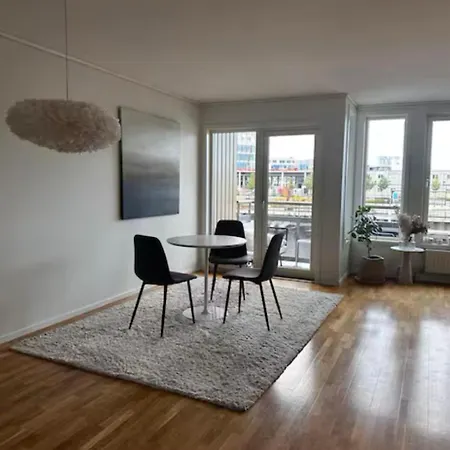 Appartement In Centre With View Of The Canal