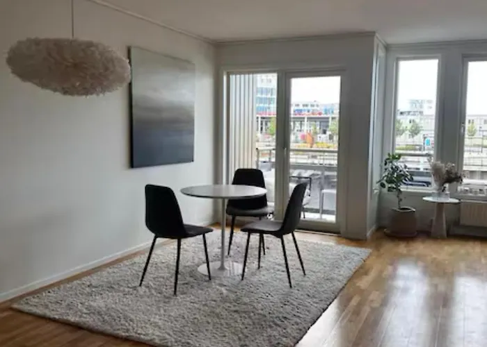 Appartement In Centre With View Of The Canal